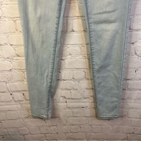 AEO Light Wash Jeggings size 4 - Picture 5 of 8